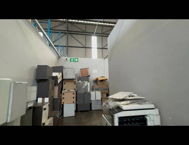 3,454M² WAREHOUSE TO LET IN TUNNEY